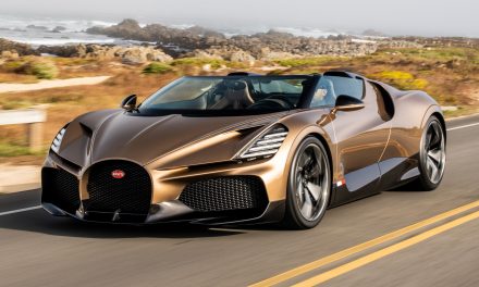 Bugatti Mistral Roadster Mewah Dengan Performa Luar Biasa