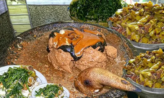 Rujak Cingur: Sensasi Pedas, Manis Dan Gurih, Kuliner Surabaya