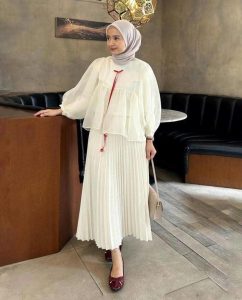 Gaya Anggun Dengan OOTD Putih Untuk Lebaran 2026