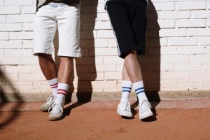 Outfit Casual Pria: Celana Pendek Tampil Santai Dan Stylish