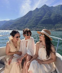Liburan Mewah Di Italia! Enzy, Febby Dan Hesti Tampil Stunning