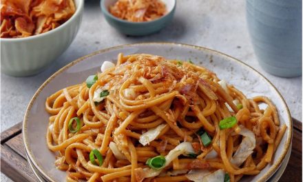 Bukan Spaghetti Biasa! Mi Gomak Punya Cita Rasa Khas Batak
