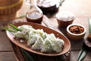 Manis Dan Legit! Lupis Jadi Kuliner Tradisional Yang Bikin Nagih