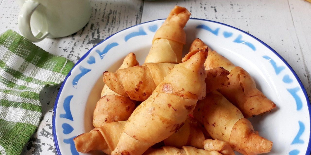 Bikin Nagih! Molen Pisang Renyah Cocok Jadi Camilan Keluarga