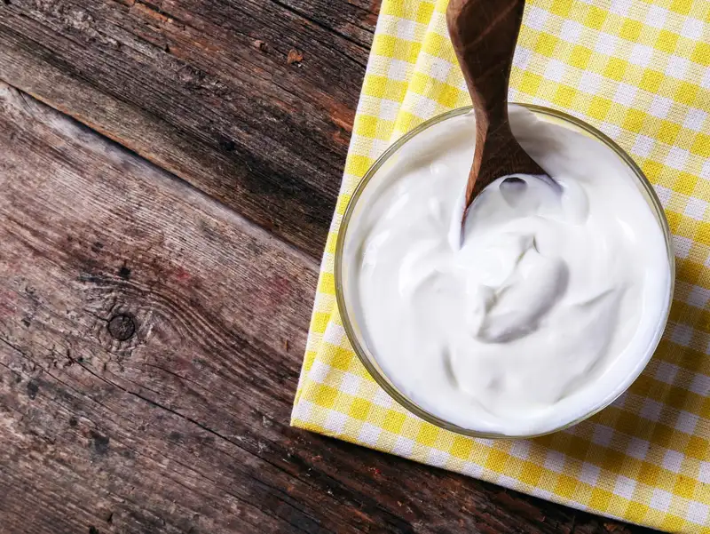 100 Kalori! Plain Yoghurt Camilan Malam Tanpa Takut Gemuk