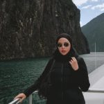 Menawan Maksimal! Gaya Dara Arafah Saat Jelajahi Milford Sound