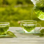 Makin Sehat! Air Putih & Teh Hijau Bisa Gantikan Minuman Manis